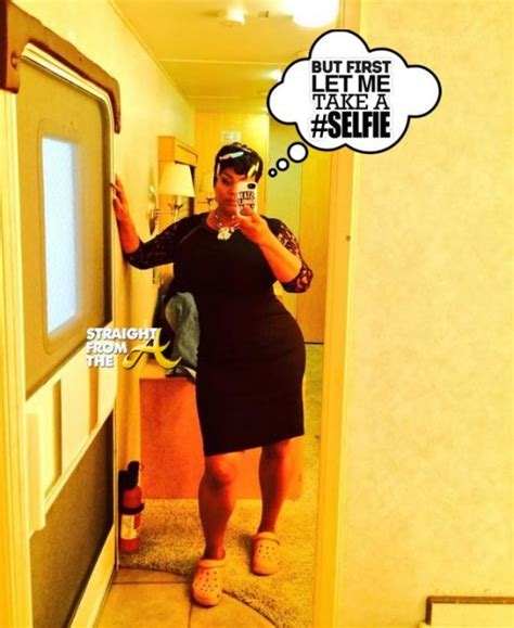 In The Tweets Jill Scott Responds To Nude Selfie Leaks PHOTOS