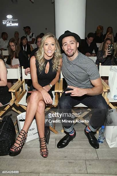 10 Hot Sexy Brittany Fogarty Bikini Pics