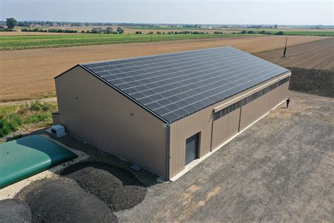 Révolution verte Les hangars agricoles photovoltaïques à la pointe de