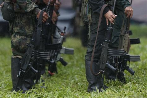 Atento Fuertes Combates Entre El Ejército Y Las Disidencias De Las Farc En Cauca