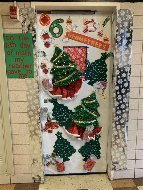 Winners Of Christmas Door Decorating Contest At Leslie Xiong Blog