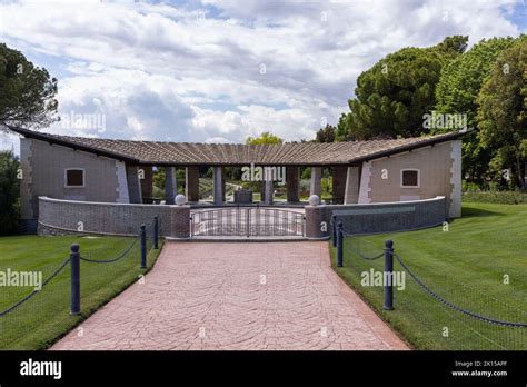 Sangro River War Cemetery Hi Res Stock Photography And Images Alamy