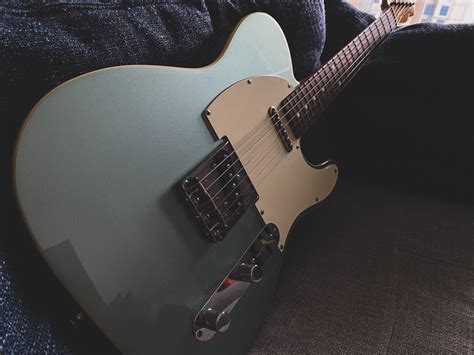 MIJ Fender 62 Tele Reissue Ice Blue Metallic Hobbies Toys Music