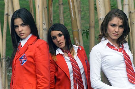 Novela Rebelde 1ª Temporada Hq Rbd Fotos Rebelde Galeria De Fotos De Anahí Dulce Marí