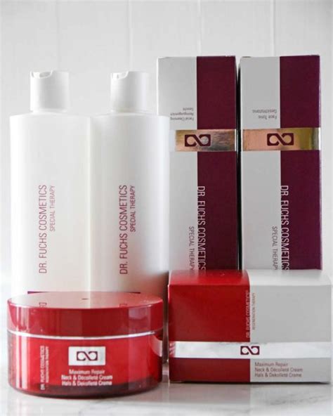 Getestet: Dr. Fuchs Hals & Dekolleté Creme und Special Therapy