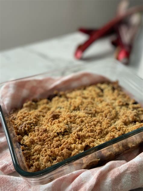 Crumble à la rhubarbe