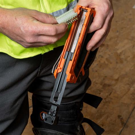 Loose Cable Stapler 45001 Klein Tools