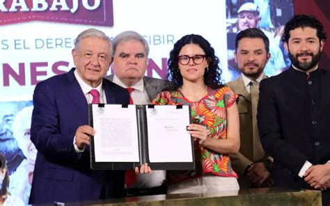 Amlo Firma Decreto Para La Creación Del Fondo De Pensiones El Sol De