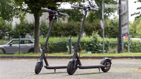 NIU KQI 100F lässt sich besonders klein zusammenfalten E Scooter mit