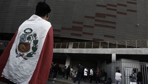 Selección Peruana hinchas denunciarían a Teleticket ante Indecopi por