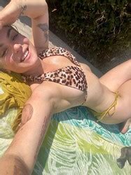 INSTA Joanna Jojo Levesque Wearing A Bikini Phun Org Forum