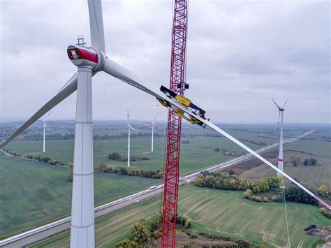 Neue Art der Rotorblattmontage bei Windkraftanlagen Ökoenergie