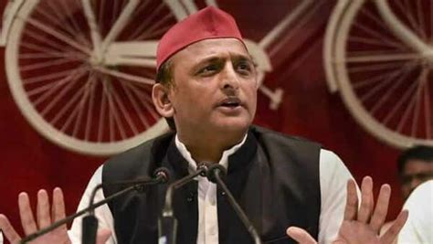 Akhilesh Yadav Slams Bjp Over Pathaans Success Mint