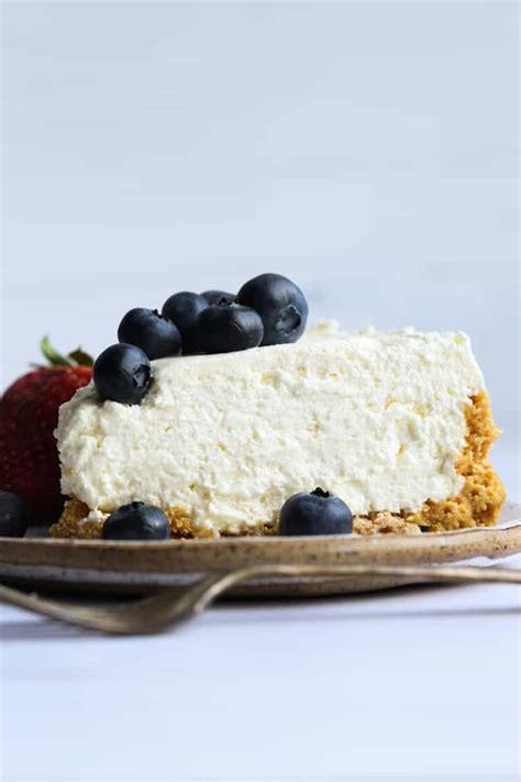 The Best No-Bake Cheesecake Recipe | An Easy No-Bake Cheesecake