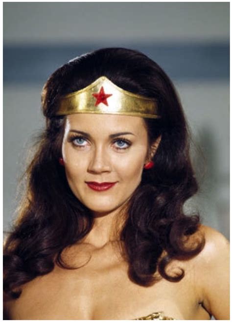 Lynda Carter As Wonder Woman 1975 1979 Wonder Woman Pictures