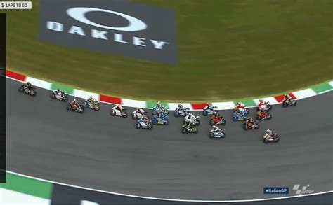 This Picture Of The Leading Pack Of The Moto3 Race With 1823 Laps