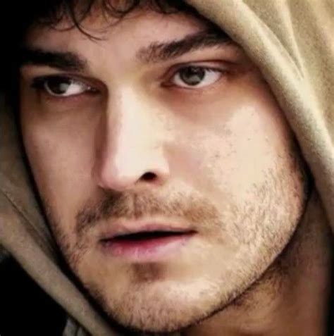 Pin By Vanessa Grandjean On Atagay Ulusoy A Atay Ulusoy Actors