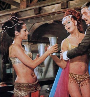 Teri Tordai nude pics página 1