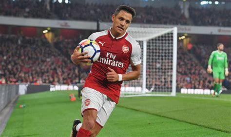 Arsenal News Psg Set To Offer Alexis Sanchez Huge £9m Signing On Fee