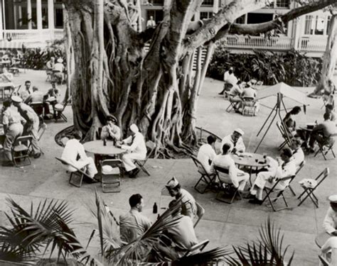 Moana Hotel | Images of Old Hawaiʻi