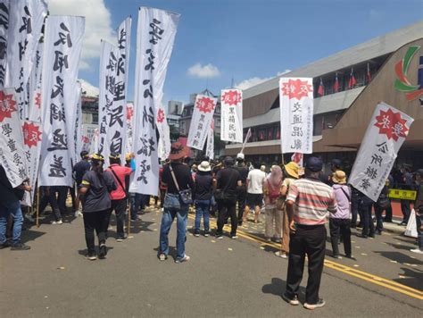 反殯儀館興建 員林東區自救會抗議 元丰傳媒 开启兩岸交流新纪元