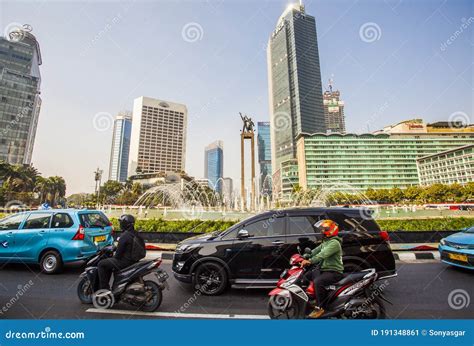 Welcoming Monument Tugu Selamat Datang In Hotel Indonesia Runabout A