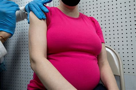 Pregnant Women Who Received MRNA COVID 19 Vaccines Arent More At Risk