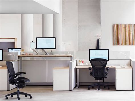 Minimalist Home Offices That Sport Simple But Stylish