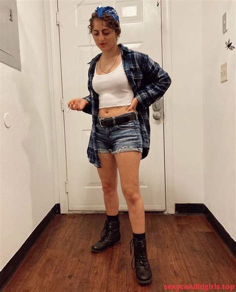 Sexycandidgirls Top Candid Pic Of A Girl In A Top And Denim Shorts