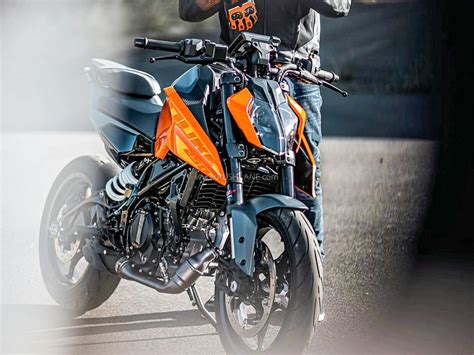 Ktm Duke Duke Debuts Loaded With New Features