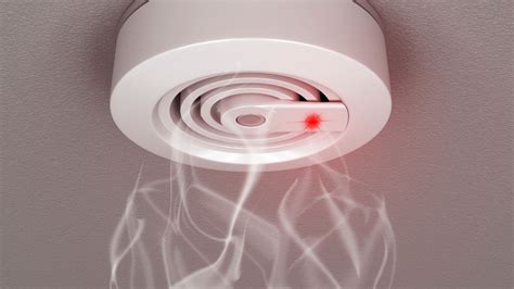 Solid Green Light Vs Flashing On Smoke Detector | Americanwarmoms.org