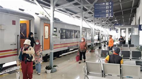 Buruan Tiket Kereta Api Untuk Mudik Lebaran Di KAI Sumut Masih