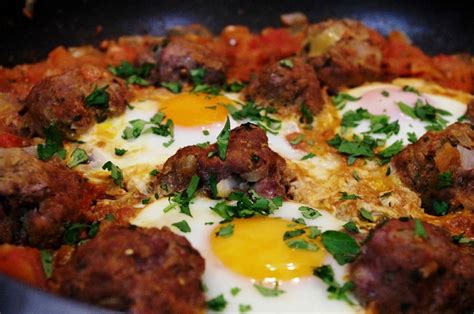 tajine à la viade hachée et aux oeufs recette3