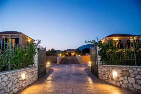 Korallis Villas in Karavados, Kefalonia | Greeka