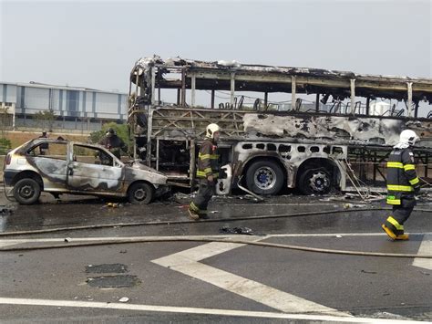 Acidente Faz Cinco Mortos E Sete Feridos Na Dutra Em S O Jos Dos