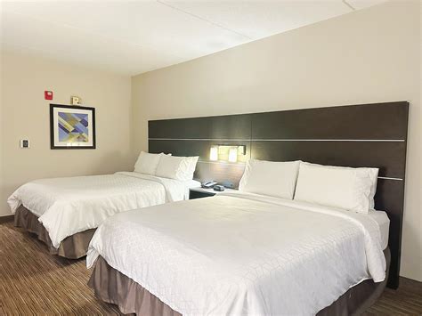 Holiday Inn Express And Suites Prospect Heights An Ihg Hotel 85