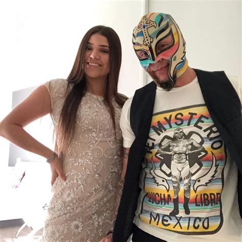 Mengesankan 10 Potret Kehidupan Rey Mysterio Pegulat Wwe