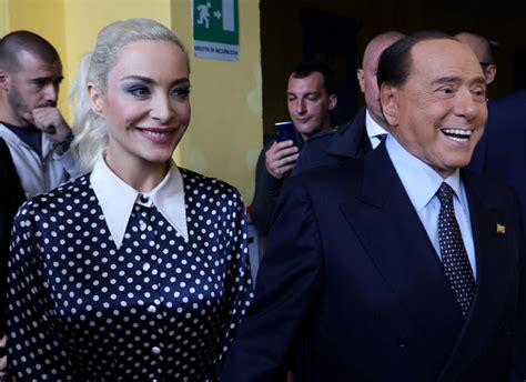 La Sorpresa Di Marta Fascina Per Il Compleanno Di Silvio Berlusconi Il Video Open