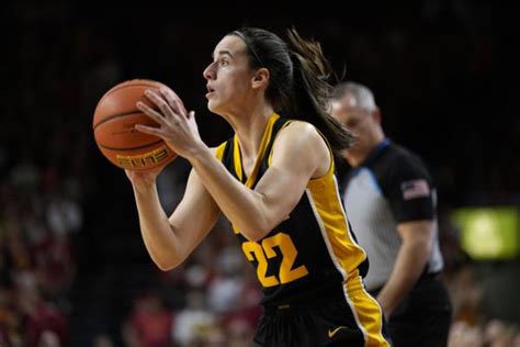 Caitlin Clark Declares Entry Into Wnba Draft