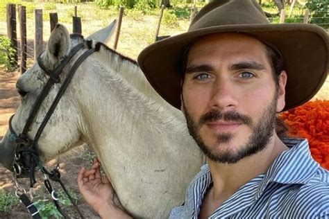 Filho Do Almir Sater Na Novela Pantanal Qual O Final De Trindade DCI