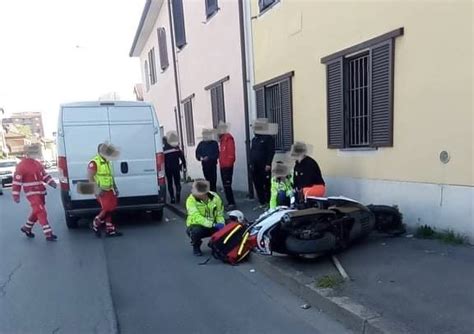 Incidente In Corso Carlo Marx Ad Alessandria Coinvolto Motociclista