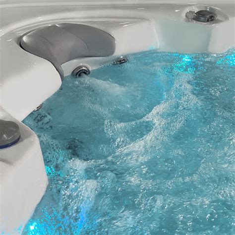 Aqualife By Strong Spas Scenic 6 Person 69 Jet Lounger Hot Tub Spa With Bluetooth Stereo 4