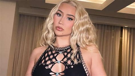 Shocking Rapper Iggy Azaleas Saudi Arabia Show Was Forcibly Cut