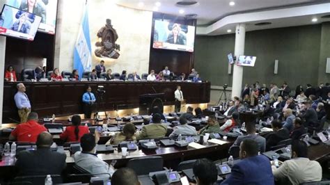 Aprobación tardía del Presupuesto ya es cultural Julio Raudales