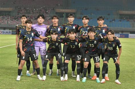 Pelatih Korea Selatan U 17 Terkesan Bertanding Lawan Timnas Indonesia U 17