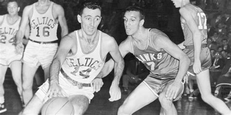 10 Oldest Players To Ever Play In The Nba
