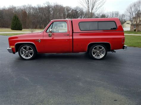 1987 CHEVROLET R10 C10 SILVERADO SHORTBED LOWERED 20 INCH US MAGS NEVER