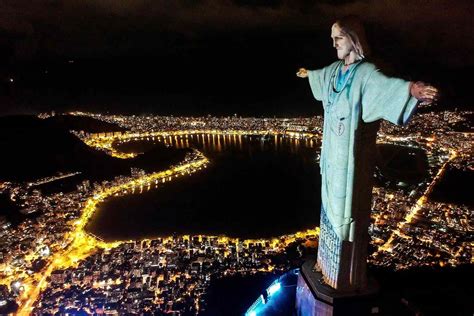 Christ The Redeemer Statue Honors Health Care Workers Amid Coronavirus