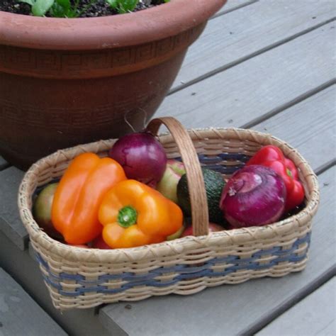 11 Vegetable Gathering Baskets Urban Farm And Backyard Gardens Punkmed