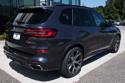 New 2021 BMW X5 M50i